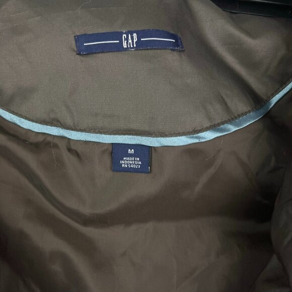 Gap Down Insulated Puffer Vest Women’s Size Medium Full Zip Snap Up w Pockets - Picture 7 of 10